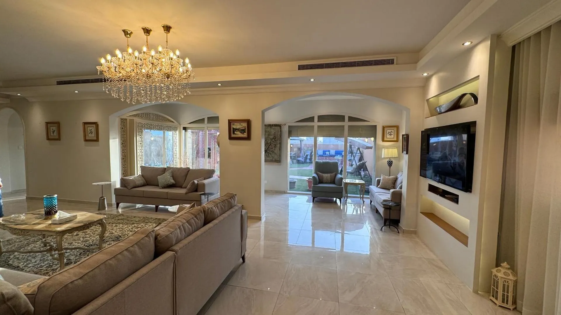 Luxury Penthouse With Rooftop Apartment Jeddah